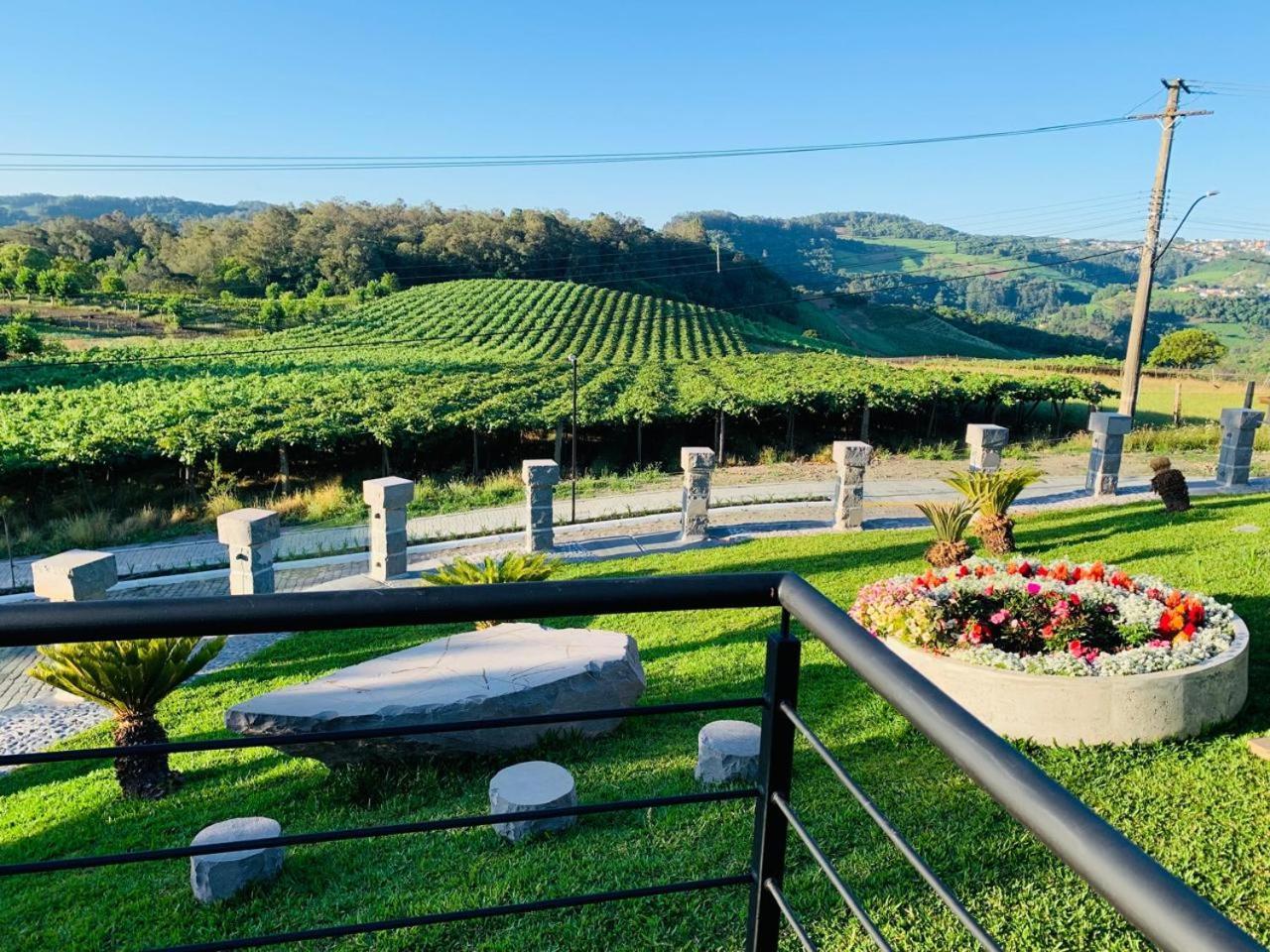 Vista Vigneti Albergo & Vino - Vale Dos Vinhedos Bento Gonçalves Extérieur photo